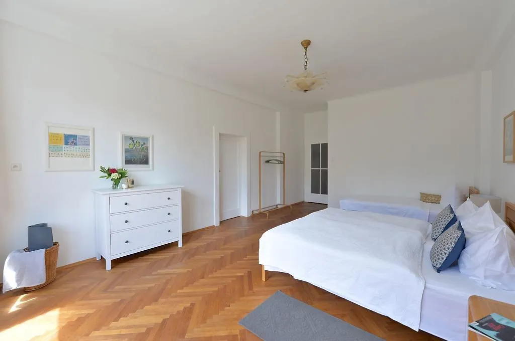 Hanspaulka Apartment Praha